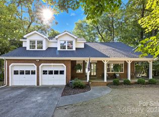 5005 Belford Ct, Charlotte, NC 28226
