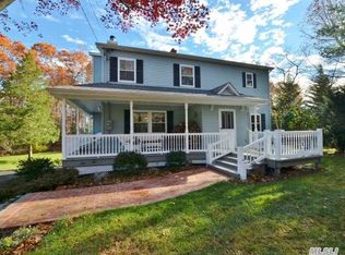 12 Triangle Ct, Northport, NY 11768