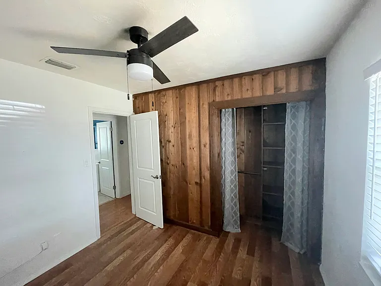 226 Palm Ave — Photo 11