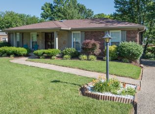 8505 Amerivan Dr, Louisville, KY 40299