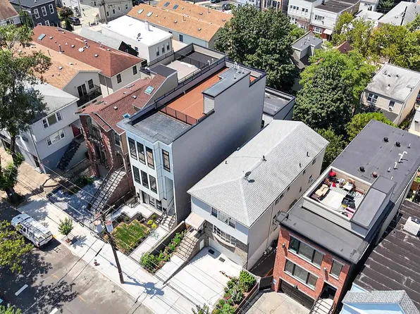 221 Columbia Avenue image 4 of 50