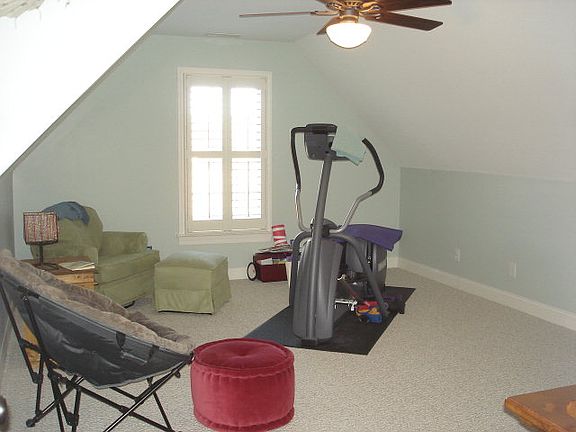 5th image of 2621 Flagstone Ct