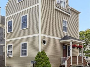 13 Vaughan Ave, Newport, RI 02840