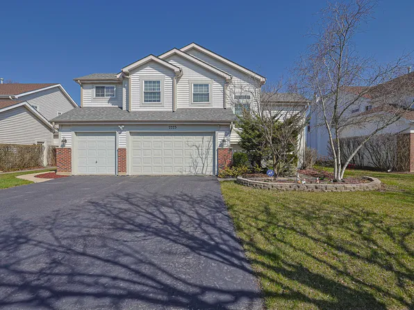 2225 Apple Hill Ln, Buffalo Grove, IL 60089