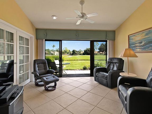 3rd image of 121 Fox Glen Dr #0