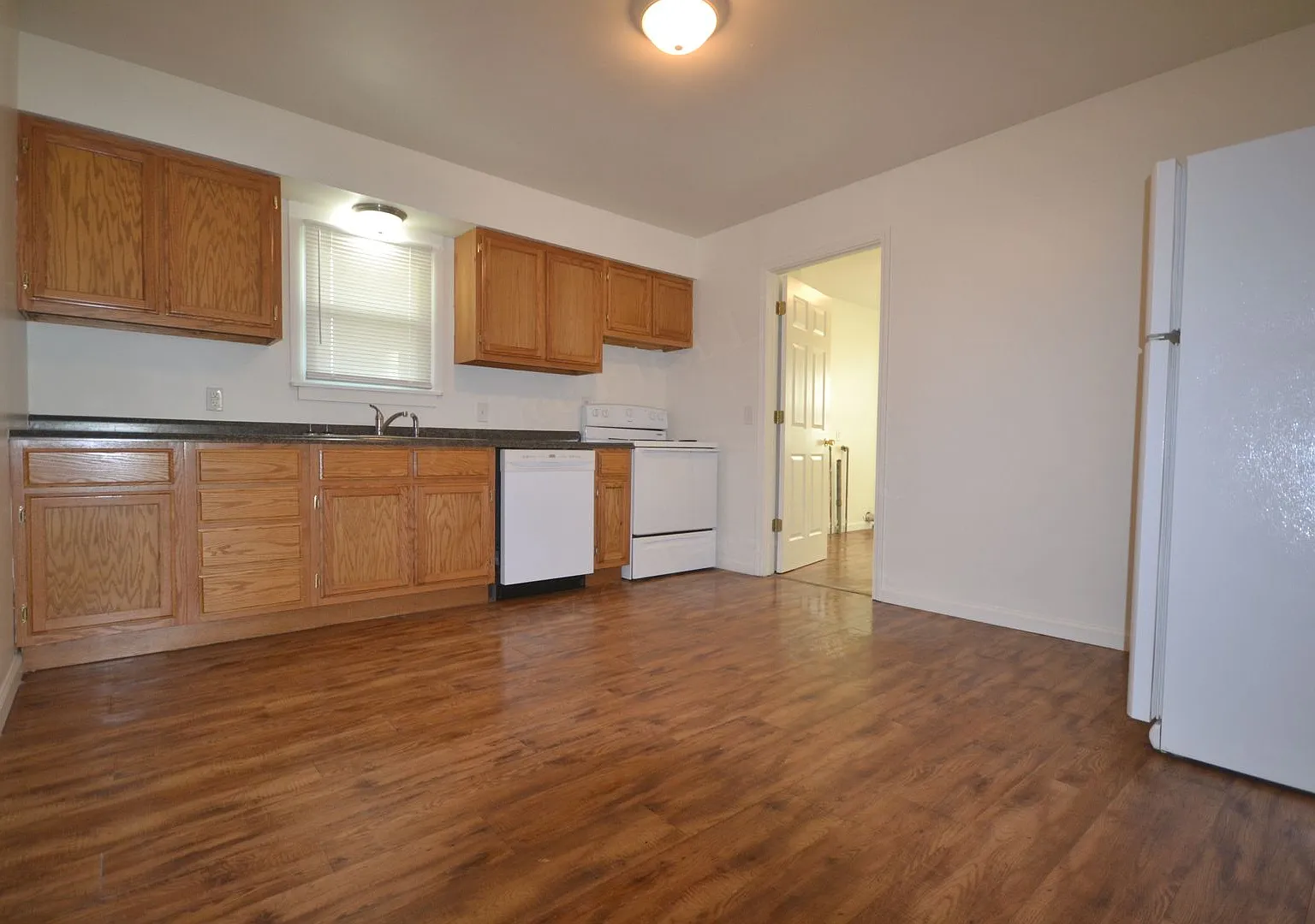 2 Bed 1 Bath home in Bolivar! Call Quick! — Photo 1