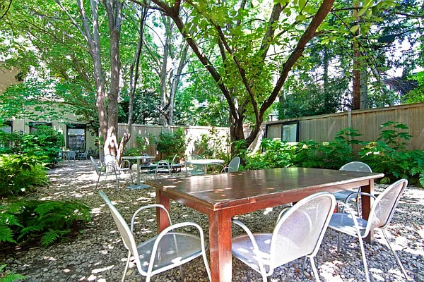 Rented by Town Residential | media 34