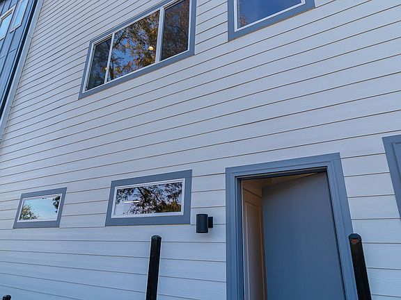 2nd image of 1626 Andrade Pl