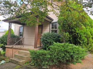114 & 114-1/2 Wylie Ave, Strabane, PA 15363