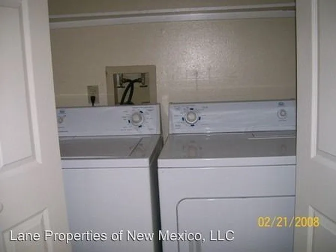 Cozy Two Bedroom Units with Fireplace — Photo 6