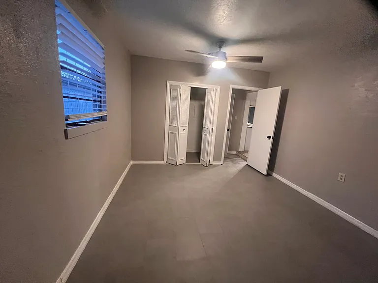 2111 S West Shore Blvd — Photo 13