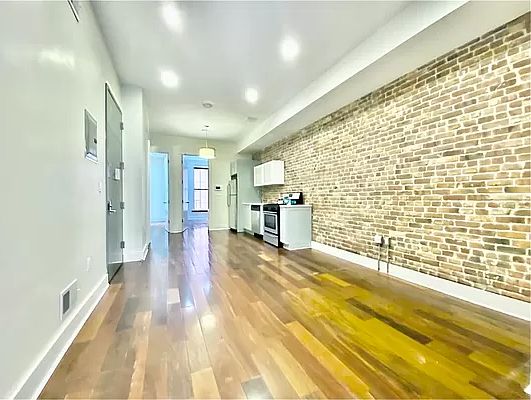 2nd image of 306 Tompkins Ave #1F