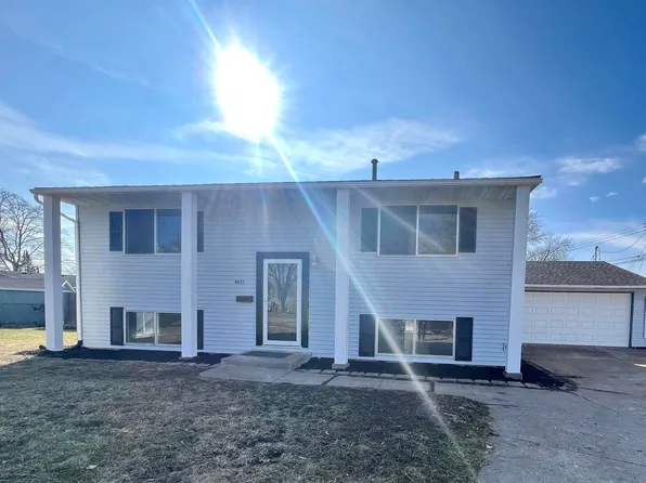 4611 49th Street Ct, Moline, IL 61265