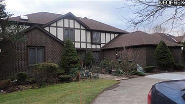 2nd image of 7368 Old Quarry Ln