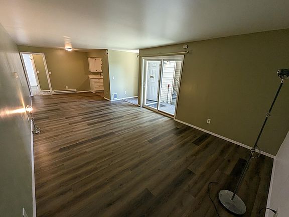4th image of 720 Washington Ave N APT 106