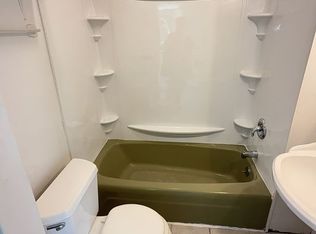 208 N M St APT 3, Aberdeen, WA 98520