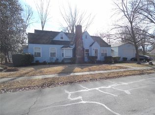 418 E Chickasaw Ave, Sallisaw, OK 74955