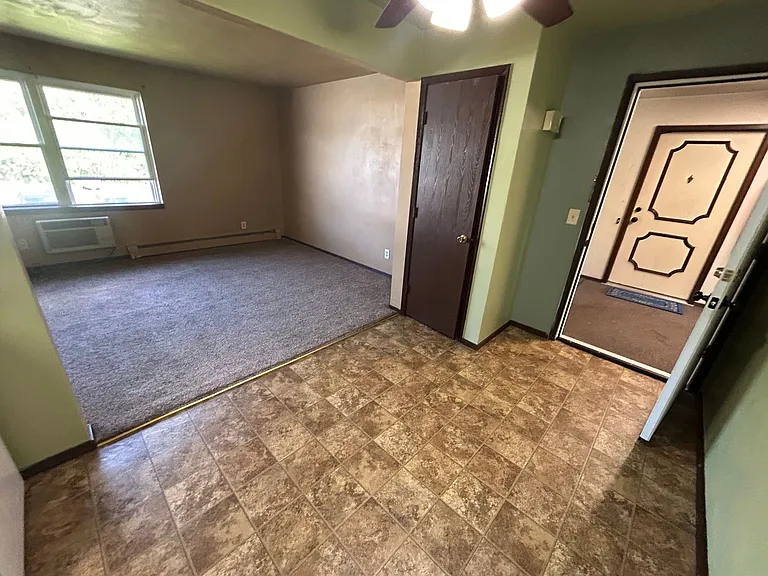 60 Bluemound Ct — Photo 18