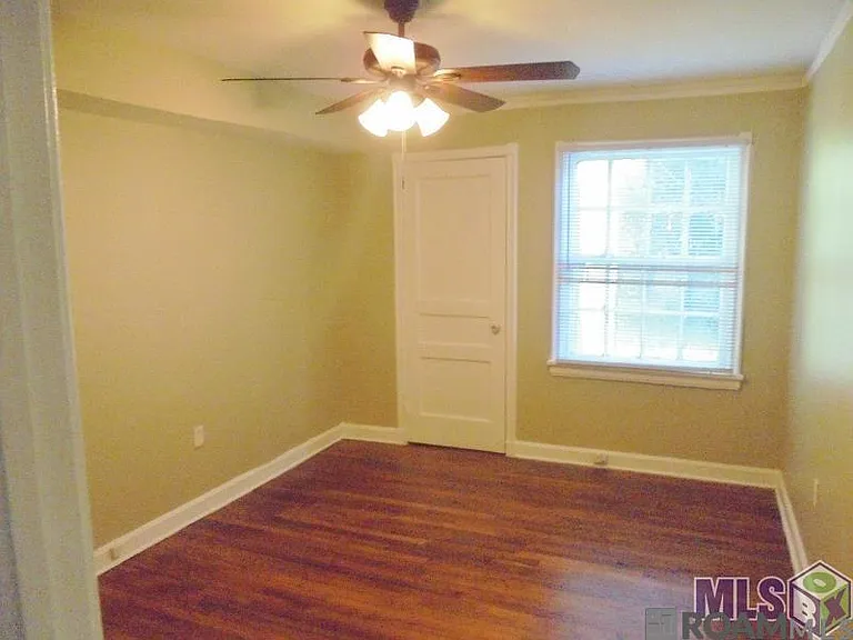 1035 Rittiner Dr — Photo 8