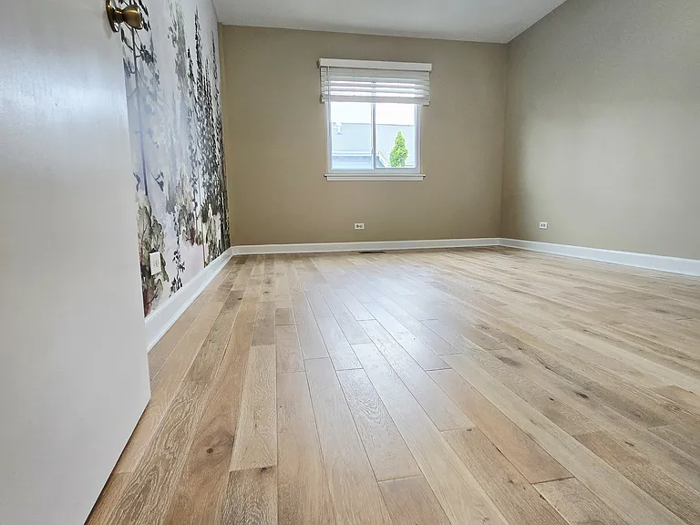 126 Hampton Ave — Photo 13