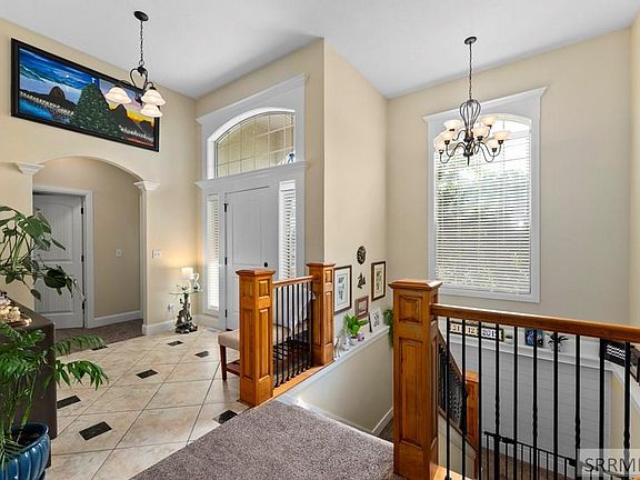 4th image of 1854 Castelli Dr
