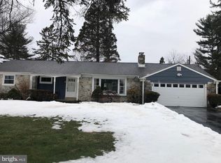 10 Welsh Rd, Philadelphia, PA 19115