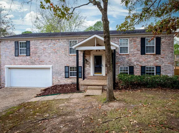 2314 Grist Mill Rd, Little Rock, AR 72227