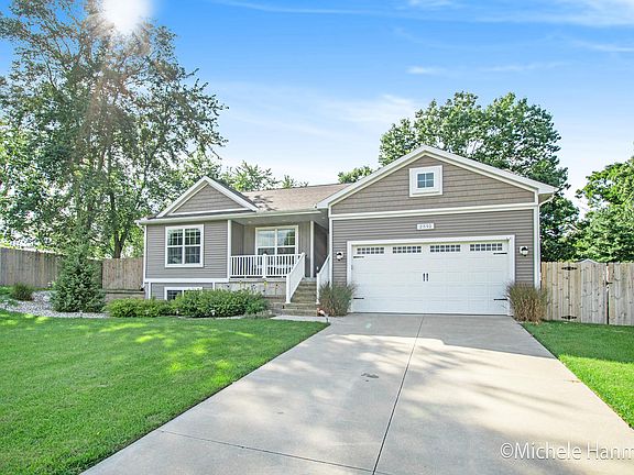 2nd image of 2591 Bowenton Pl SW
