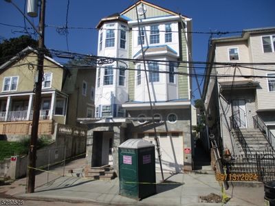 35 Salem St, Newark, NJ, 07106