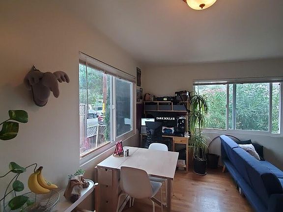 5th image of 526 E Anapamu St APT A