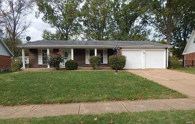 1st image of 5463 Bradbury Dr