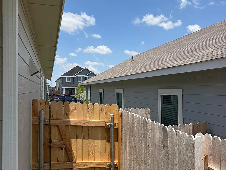 2701 Towy Rd — Photo 32