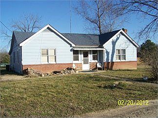 1st image of 426 County Road 2340
