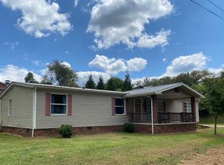 991 Phillipsville Loop, Canton, NC 28716