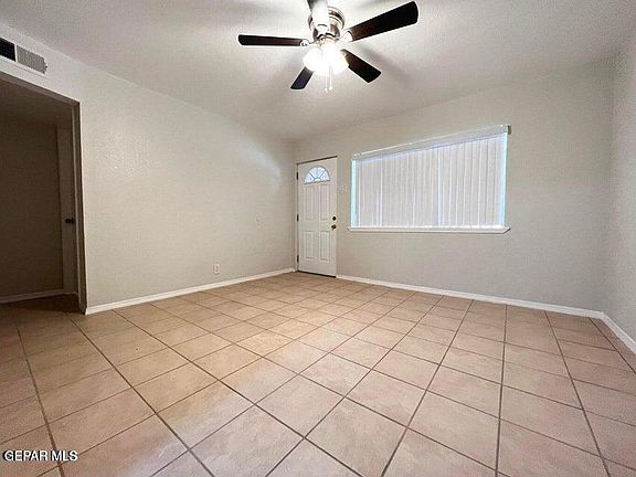5th image of 647 Soya Dr #B