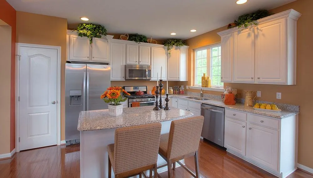 4 bed, 3.5 bath, 2268 sqft, $2,400 — Photo 4