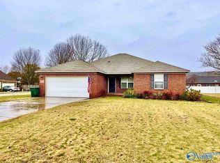 504 Wade Rd SE, Owens Cross Roads, AL 35763