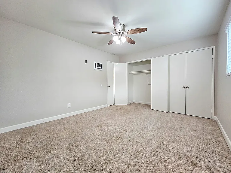 Parklane Apartments — Photo 83
