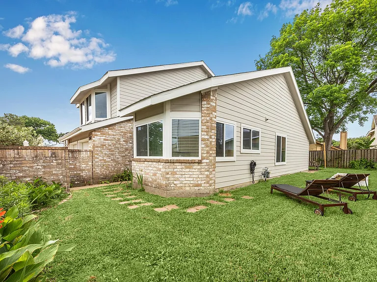 13511 Windchase Ct — Photo 18