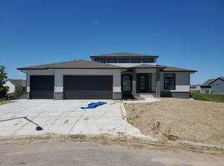 2507 N Emerald Ct, Andover, KS 67002