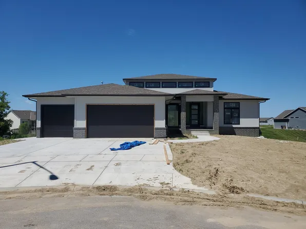 2507 N Emerald Ct, Andover, KS 67002