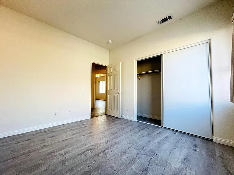 19355 Norwich Dr — Photo 15