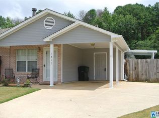 1817 Stonehenge Dr, Birmingham, AL 35215