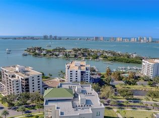 8 Belleview Blvd APT 304, Belleair, FL 33756