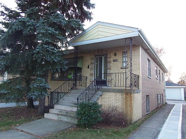 1st image of 3720 S 60th Ct