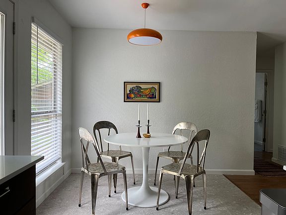 3rd image of 5406 King Henry Dr