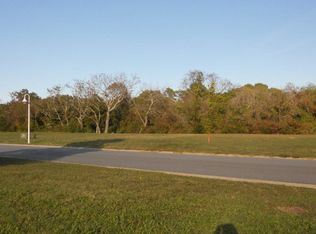 19 Bridgeton Dr, Cape Charles, VA 23310