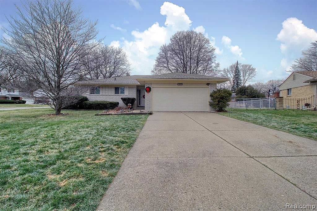 21631 Tapert Ave Southfield Mi 48075 Zillow