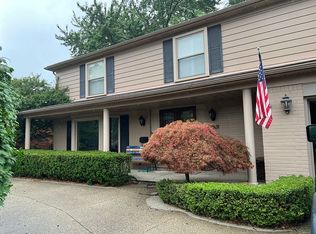 22411 La Von St, Saint Clair Shores, MI 48081