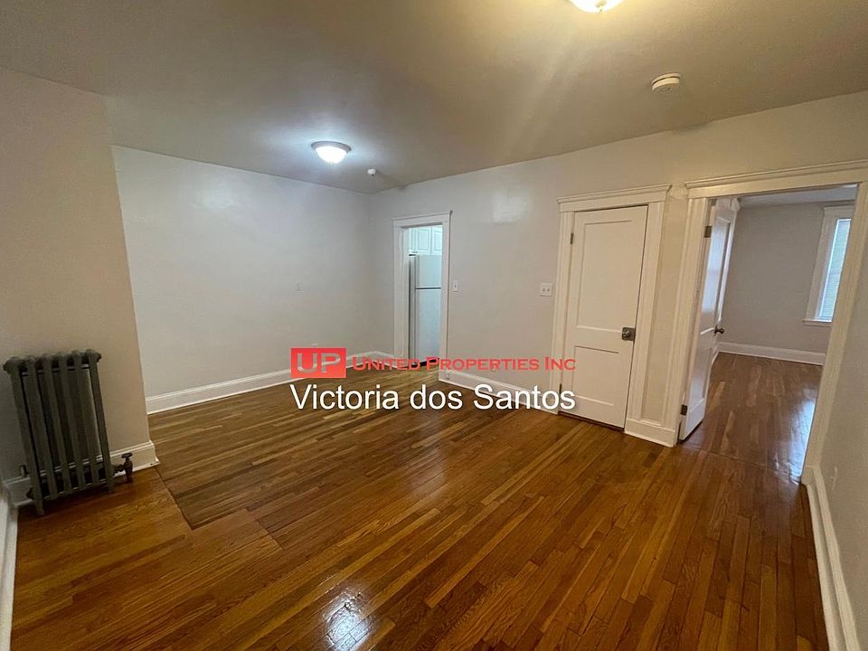 2nd image of 2 Webster St APT 1